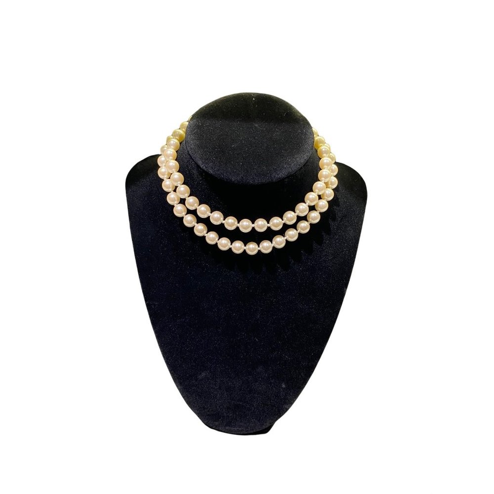 Classic Pearl Necklace
